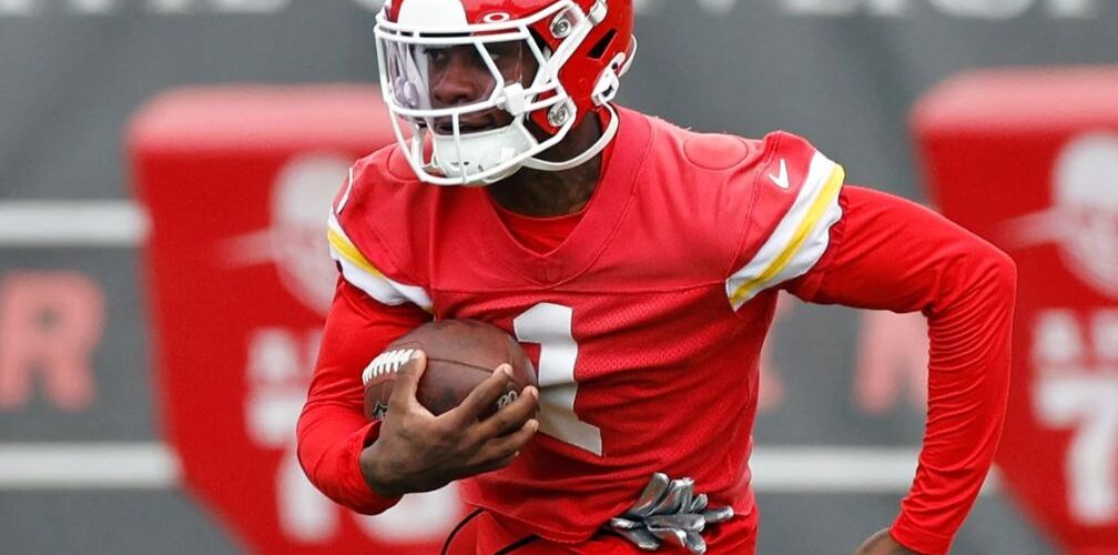 السماء بلا قمر لأكثر من 5 ساعات  ومصر تُقيم صلاة الخسوف 1008x500