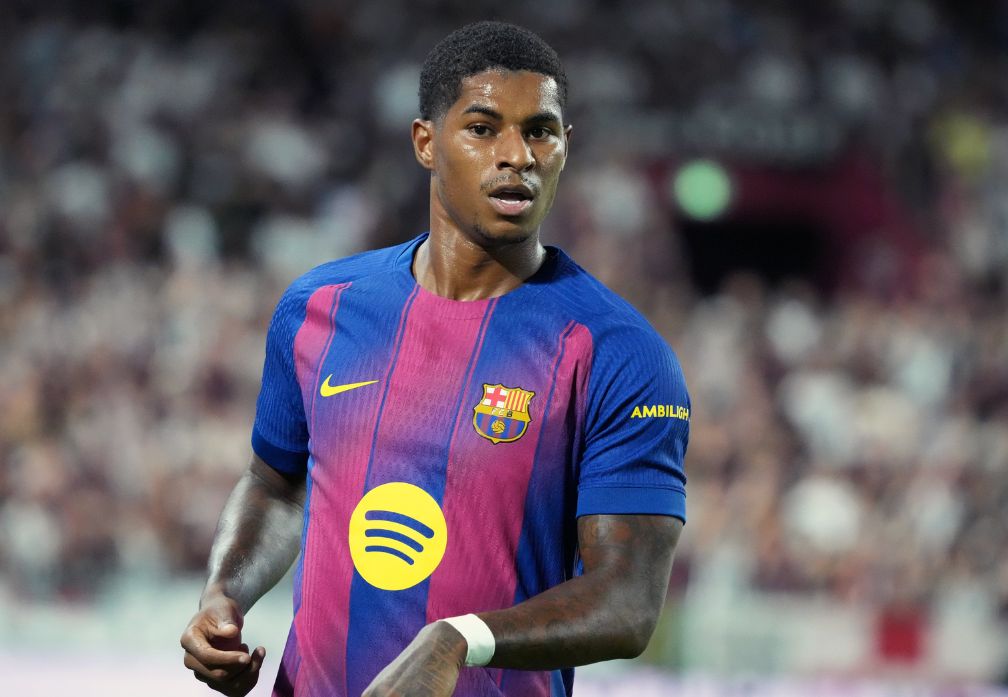 السماء بلا قمر لأكثر من 5 ساعات  ومصر تُقيم صلاة الخسوف 24